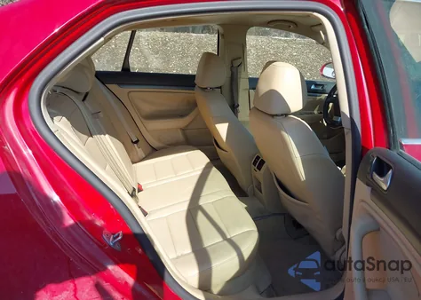 2008 Volkswagen Jetta Se z USA, uszkodzony, nr VIN 3VWRM71K48M106574